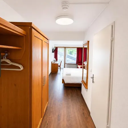 Hotel Alpenblick 3*