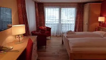 Hotel Alpenblick 3*